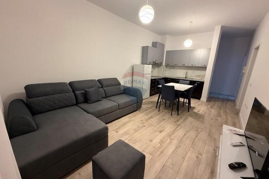 Apartament 1+1 per qira ne Yzberisht!