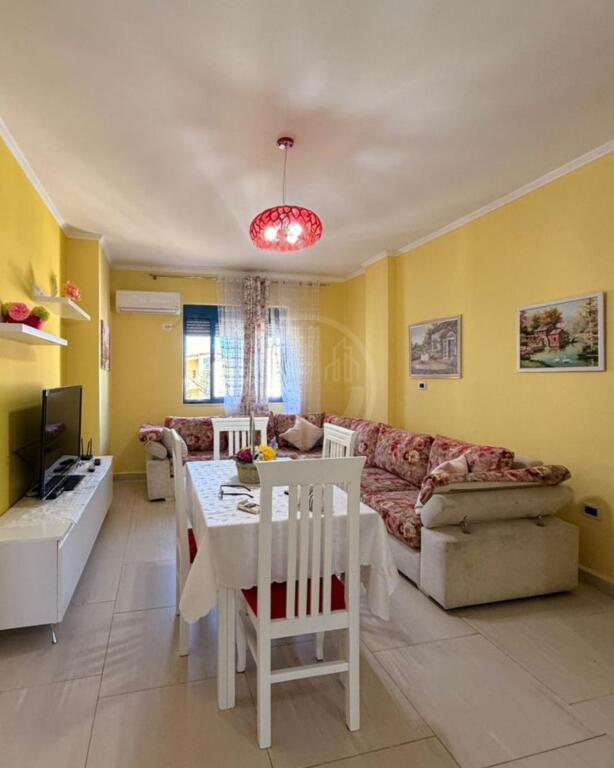 Apartament per Qira