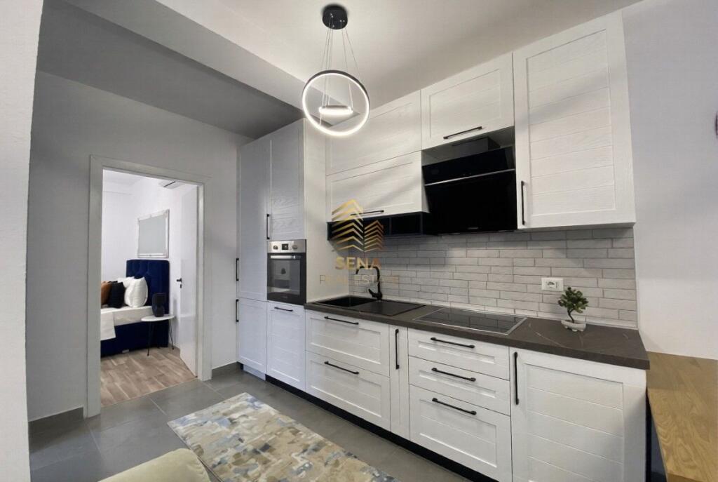 Affitto, Appartamento 1+1+Blk,21 Dicembre, 700 Euro/mese