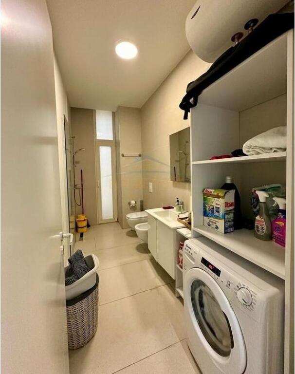 SHITET APARTAMENT 2+1+2 POSTE PARKIMI NE GREEN COAST 1