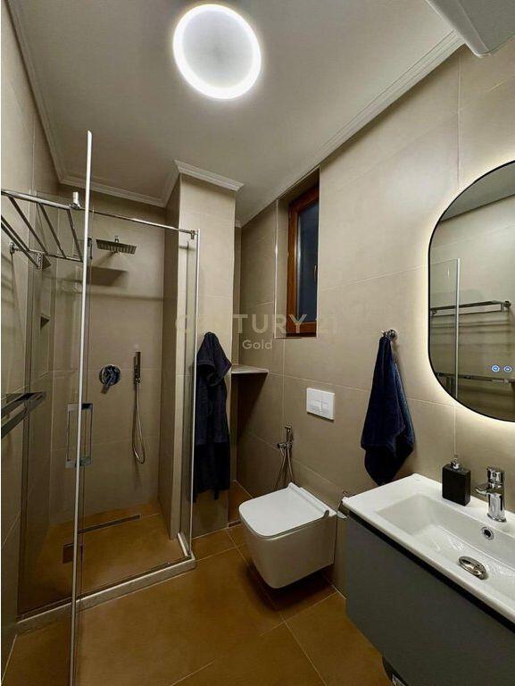 Dy Super Studio Moderne ne Myslym Shyr per shitje, Ideal për Airbnb ! 235,000 €