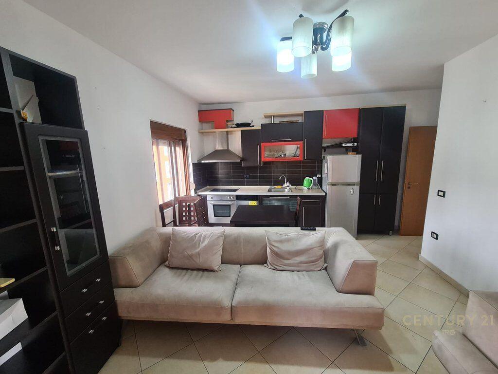 APARTAMENT 2+1+2 TEK 21 DHJETORI!