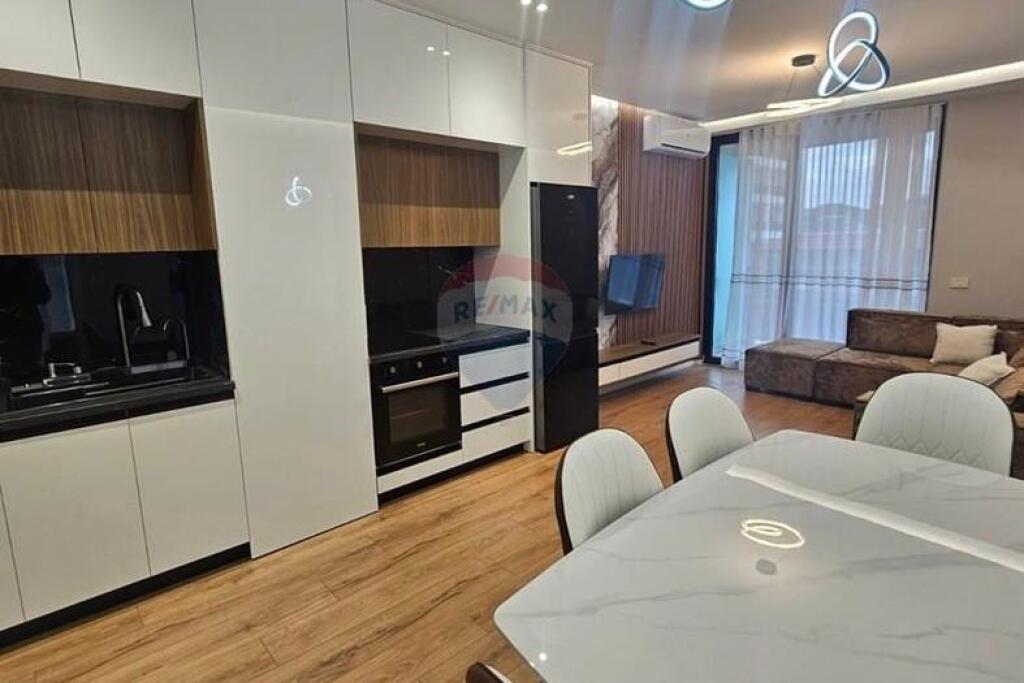 Apartament Per Qira Rruga Mine Peza, Tirane