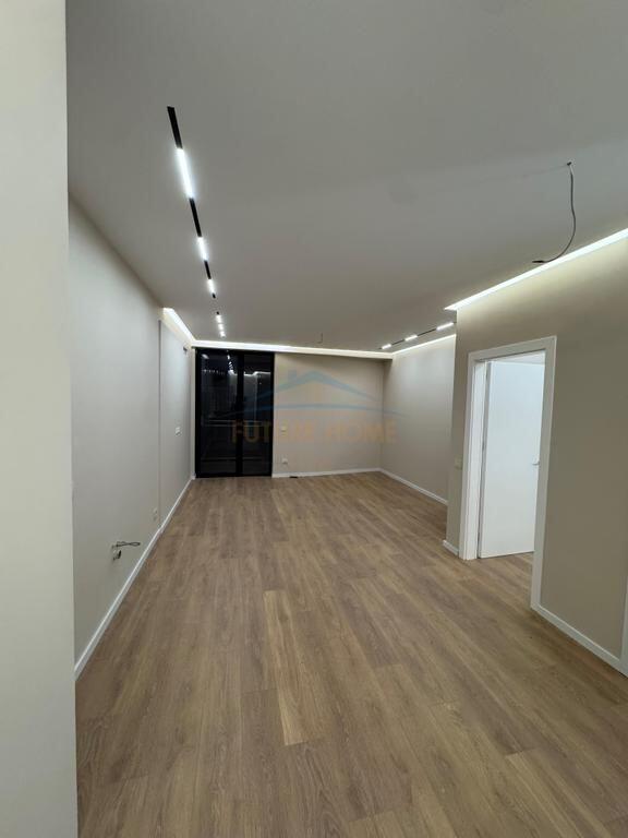 Qera , Apartament 2+1 , Golden Tower , Tirane