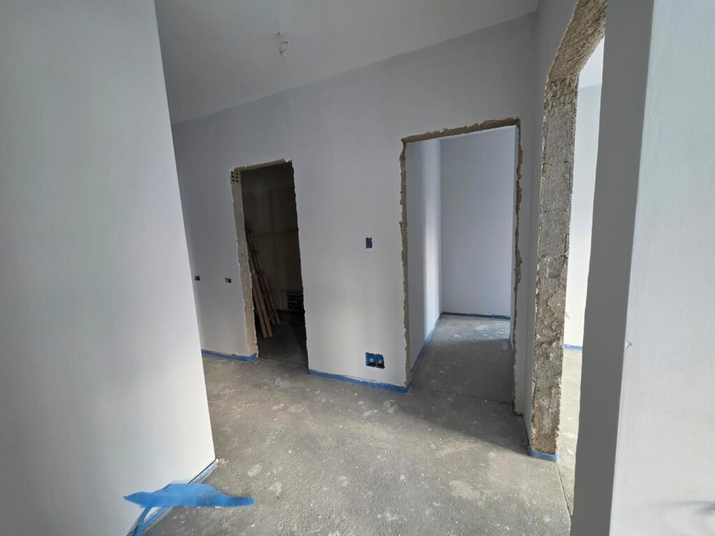 Paskuqan Shkolla Lidhja Prizerenit Shitet Apartament 2+1