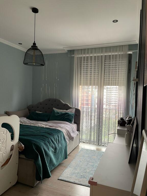 Apartament 2+1, Don Bosko!