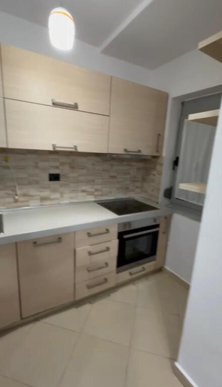 Apartament me qera 2+1 - 📍Xhamllik, pranë Pediatrisë