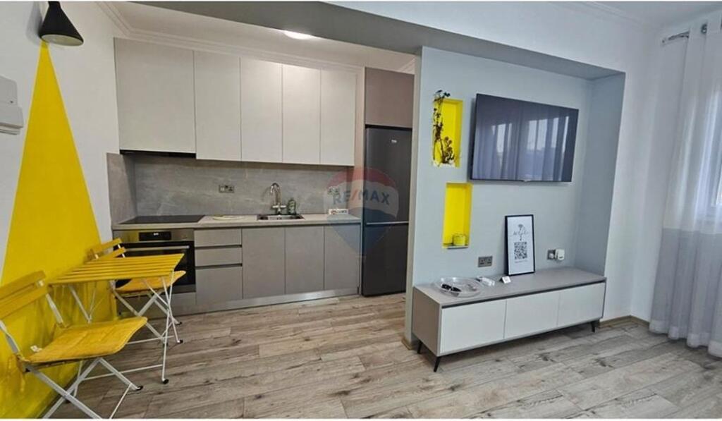 Garsoniere me qira ne Bllok