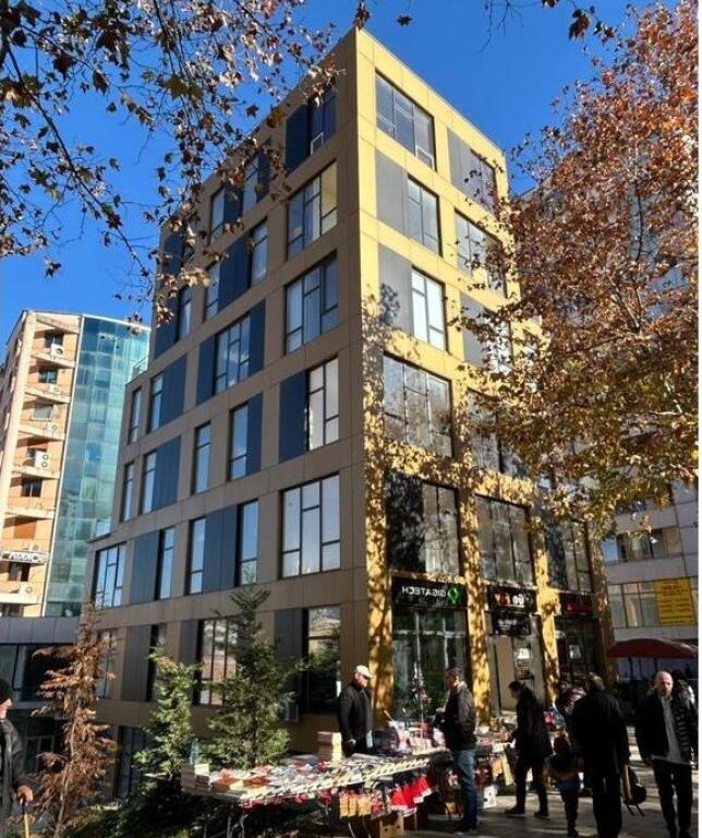 SHOP FOR RENT NEW BOULEVARD