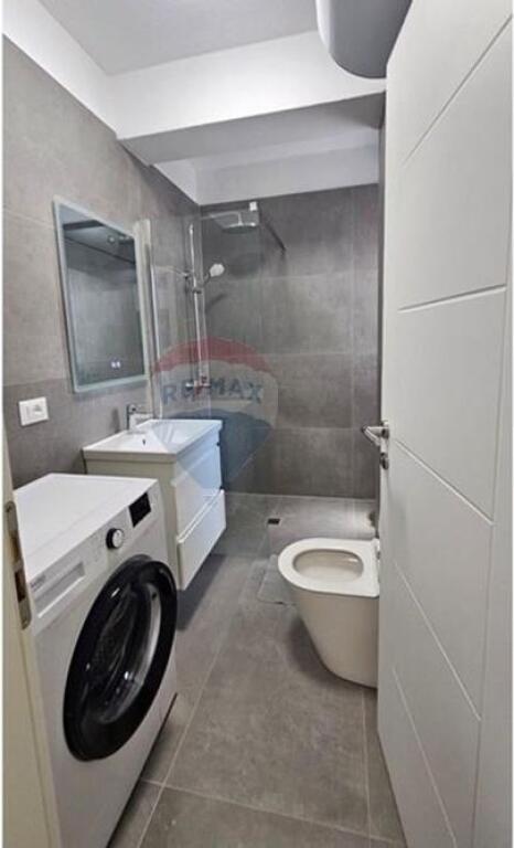 Jepet garsoniere per qira ne Bllok.