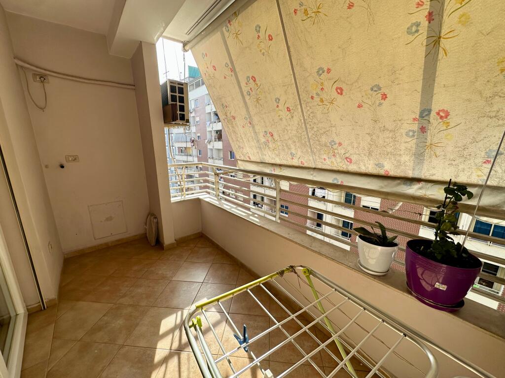 Apartament 2+1 me Qera Astir