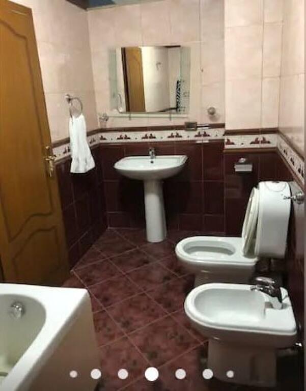 🏠 Jepet me qira apartament 1+1