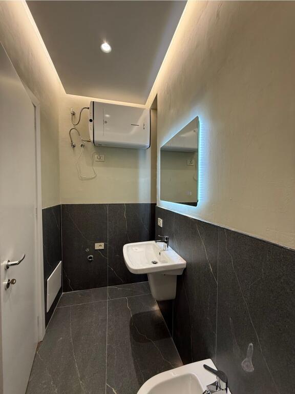 Apartament 2+1 per qera