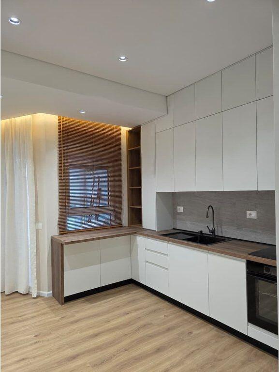 APARTAMENT 1+1+Post Parkimi ME QIRA TEK REZIDENCA KADIU 600 € /Muaj