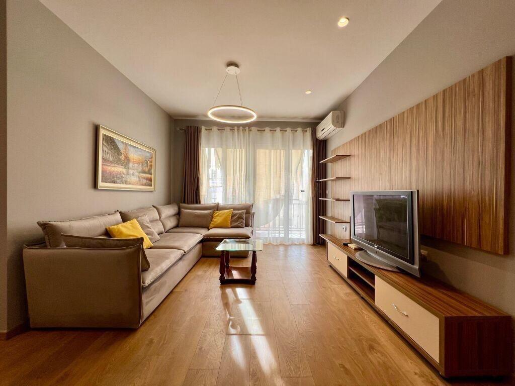 APARTAMENT NE SHITJE 2+1 TE KOMUNA PARISIT