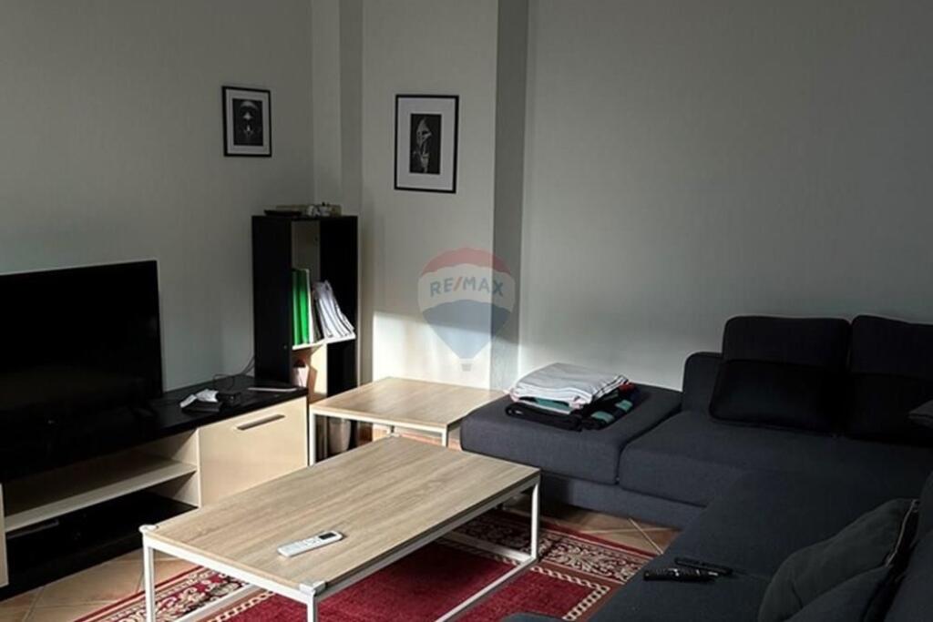Apartament 1+1+post parkimi per qira tek Siri Kodra