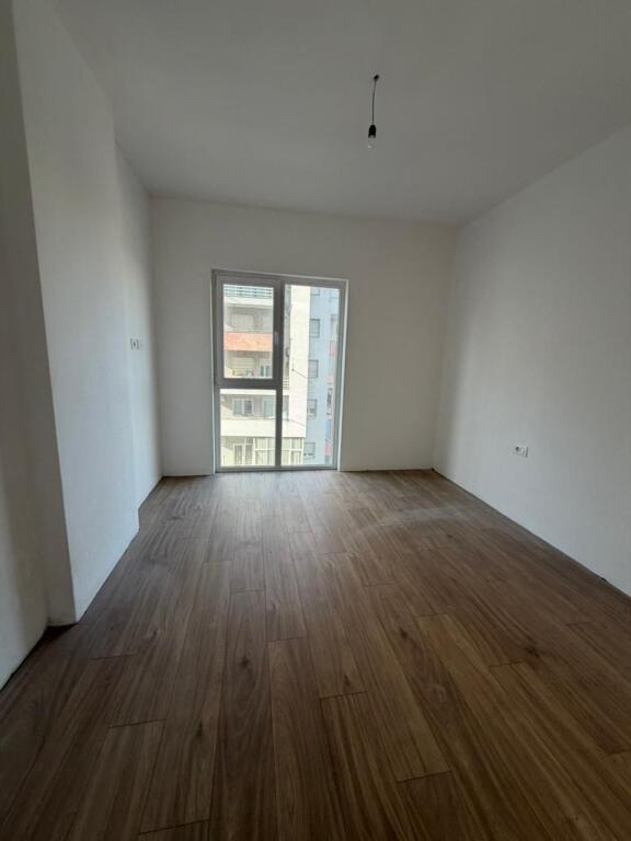 🏡 Appartamento 2+1 in vendita a Tirana Entry 2