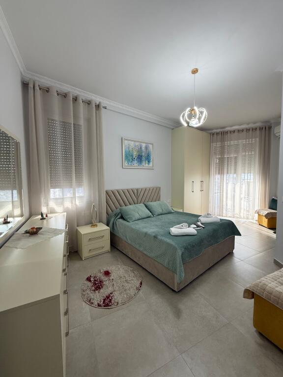 Jepet me qira – Apartament 2+1 Donika center