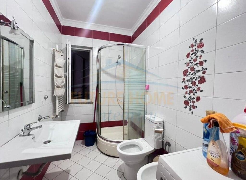 Qera, Apartament 1+1, Porcelan, Tiranë