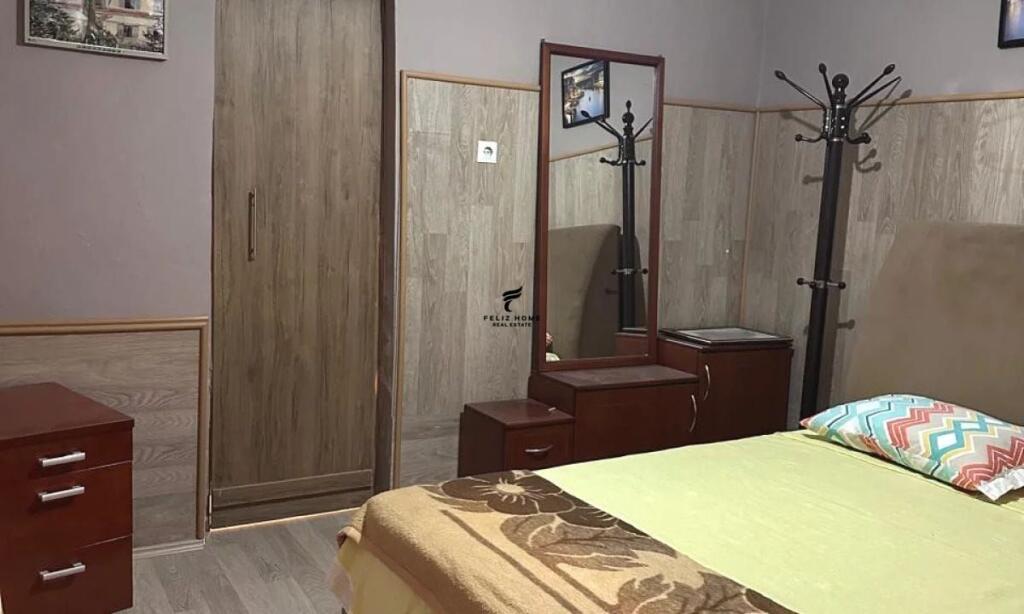 APARTAMENT ME QERA 1+1 MYSLYM SHYR 40.000 LEKE