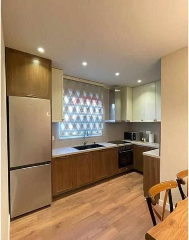 Apartament - Për Qira - Rruga Isuf Elezi, Tiranë