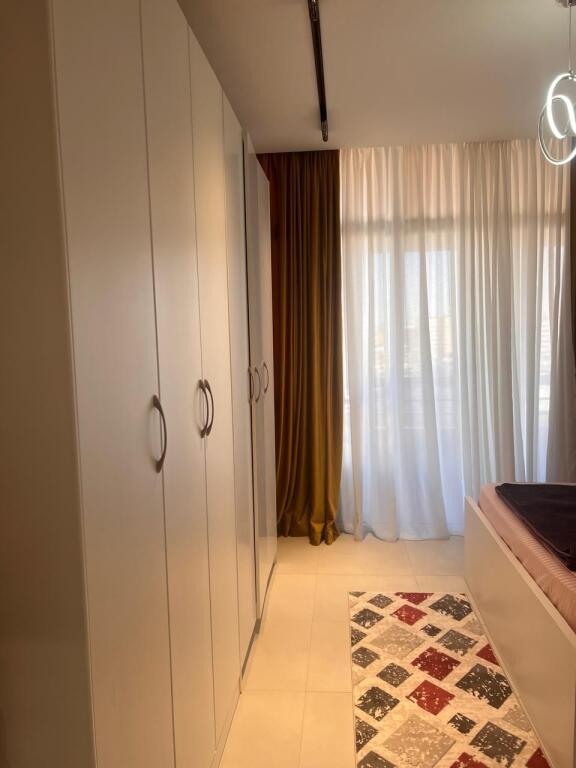 Jepet me qera 1+1 Durres, Prane Postes.