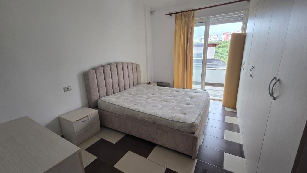 Rent, Apartment 1+1 Fresku,Tirana