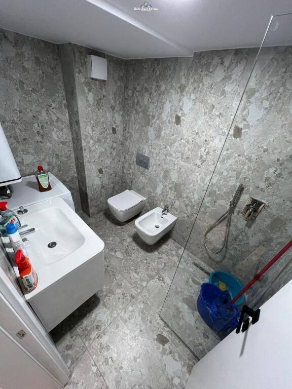 Apartament/Dublex Ne Shitje 2+1 Tek Kompleksi Golden Park (ID B120781) Tirane