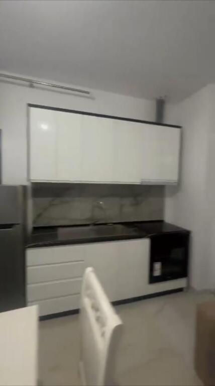 Jepet me qera kati i dyte i nje vile