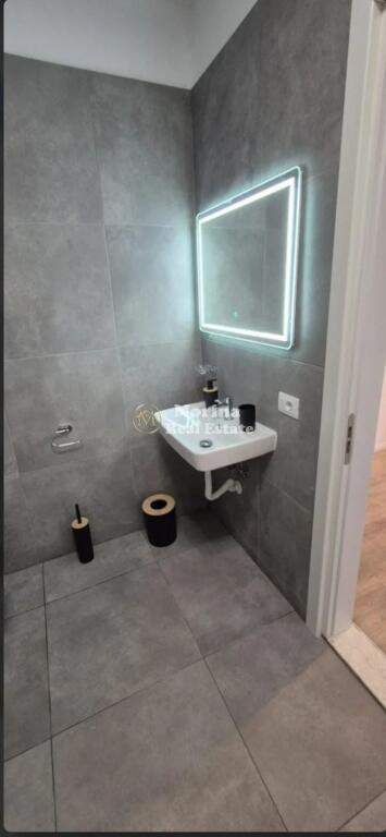 Qera | Apartament 2 + 1 | Univers City| 600 €/muaj