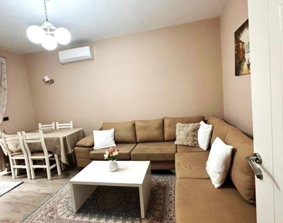 Apartament Me Qera 2+1 Ne Vasil Shanto (ID B221394) Tirane