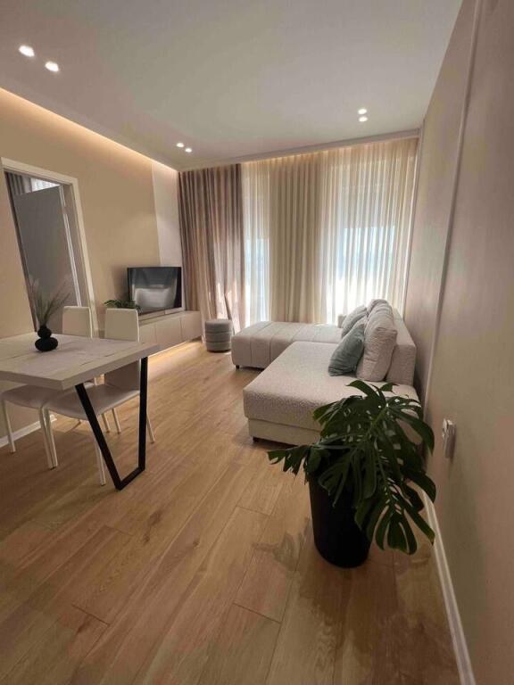 Apartament 1+1 me qera Rruga Siri Kodra ne Tirane