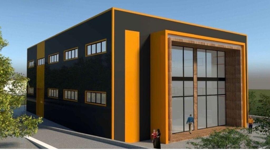 WAREHOUSE FOR RENT 1300 M2 PRUSH 3,800 EURO