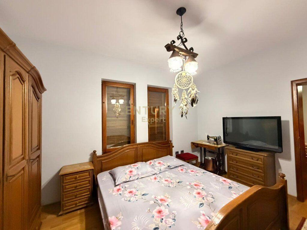 Vile me qira ne zonen e Kopshtit Botanik