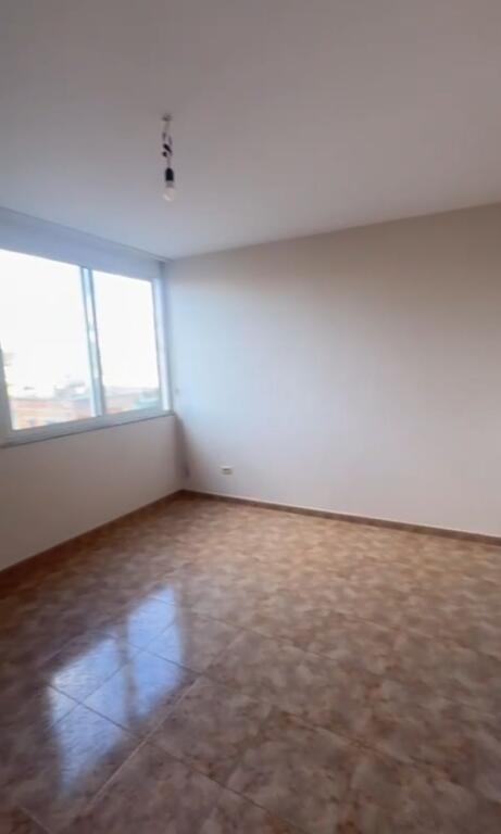 Me qira apartament për zyrë 2+1: Ish-Ekspozita, Bulevardi “Gjergj
