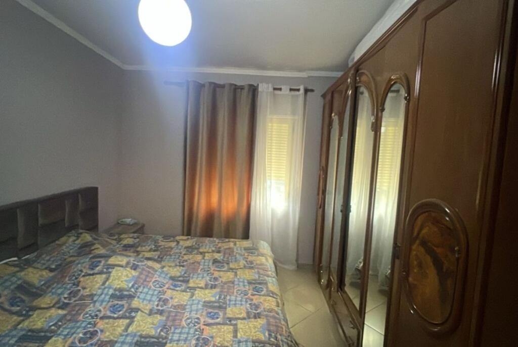 Ne Don Bosko Tek Kompleksi Besa Shitet Apartament 2+1+2 I Mobiluar!