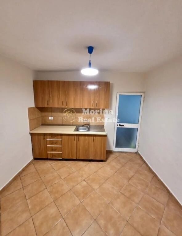 Qera | Apartament 2 + 1 | Shkolla e Bashkuar | 300 €/muaj