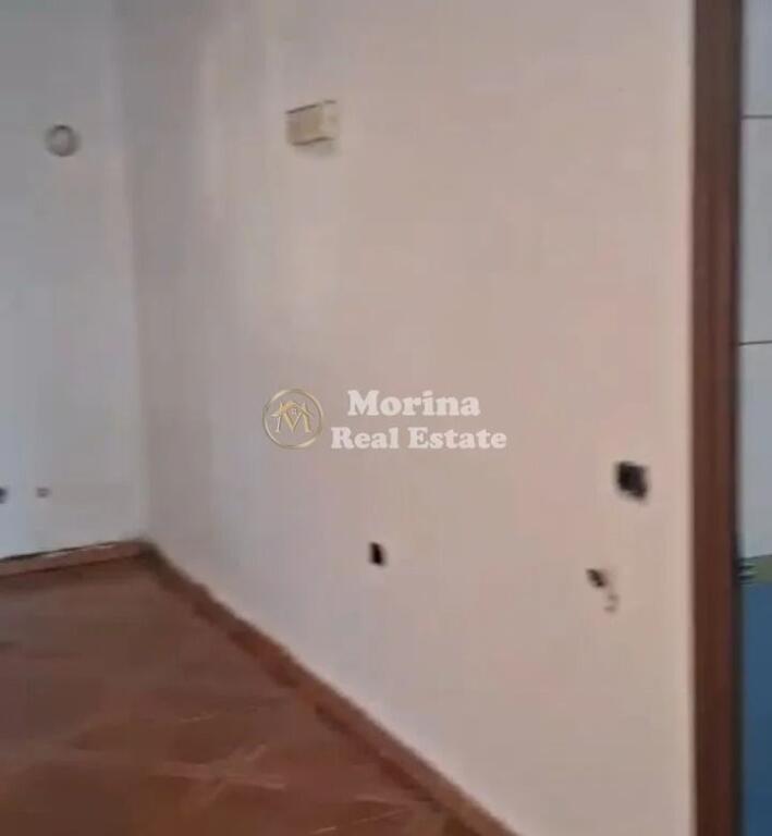 Qera | Pjese Vile 2 + 1 | Kamez, Rruga Princ Vidi | 350 €/muaj