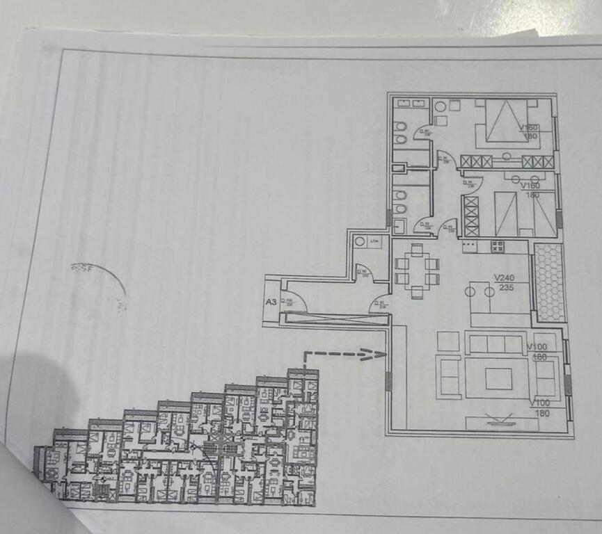 SHITET APARTAMENT 2+1 + LAVANDERI + 2 TUALETE LIQENI I THATE