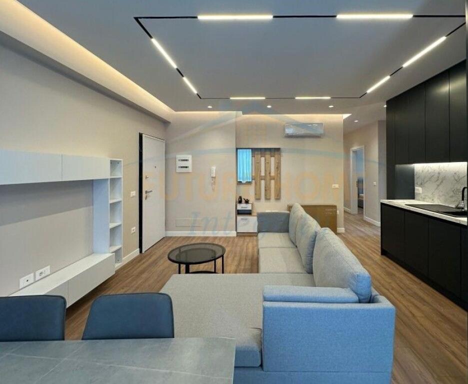 Qera, Apartament 3+1+2+Post Parkimi, Ish Tregu Elektrik, Tiranë.