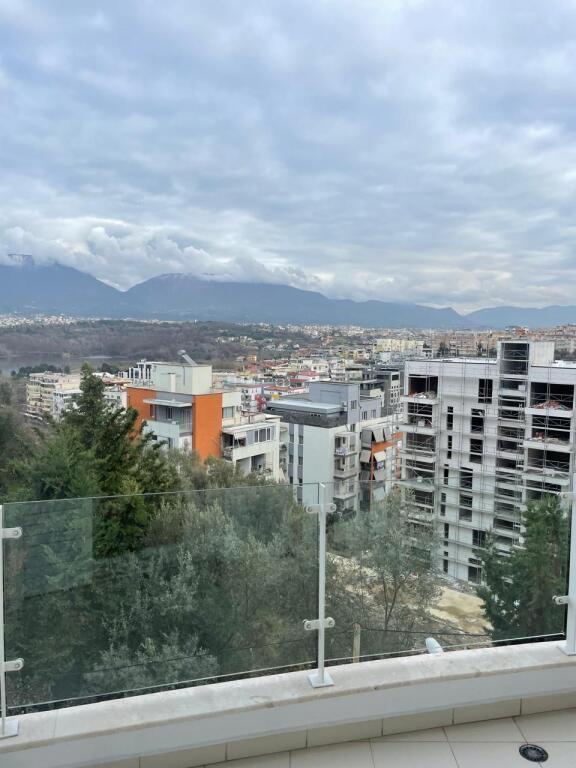 For rent 2+2 botanical garden 899 eu furnished