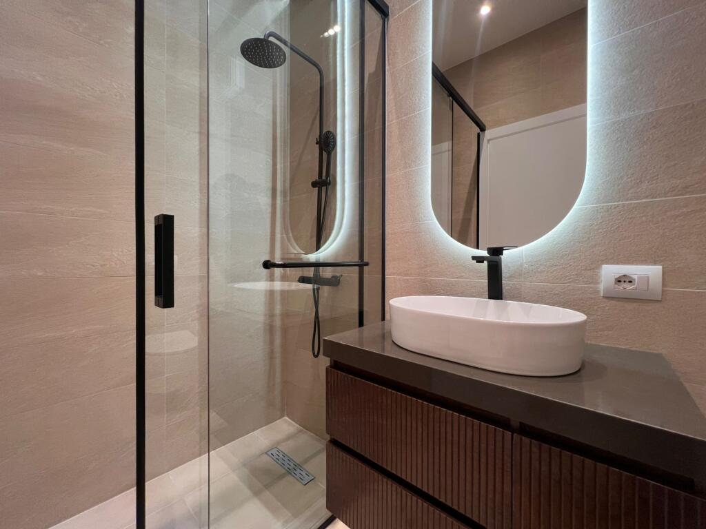 🏡 Shitet Apartament 1+1 – Rezidenca Henke