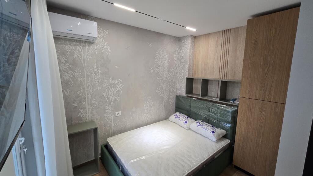 Mundësi e Rrallë  (3 garsoniere )📍Qendër/ Mine peza/ Përballë Golden Tower  ( Shitje aktualisht me qira 1400 eu neto) 100% të reja🔥🔥 255.000 eu( të treja)