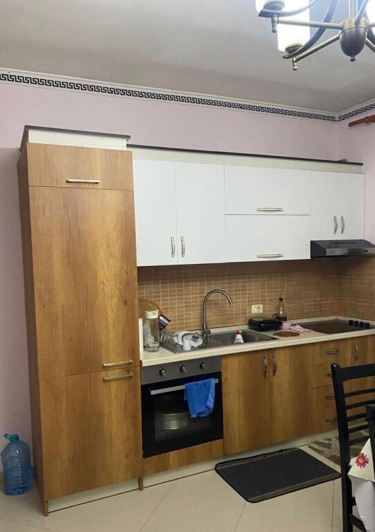 Apartament me qera 2+1 - 📍Komuna Parisit,pranë Raiffessen Bank