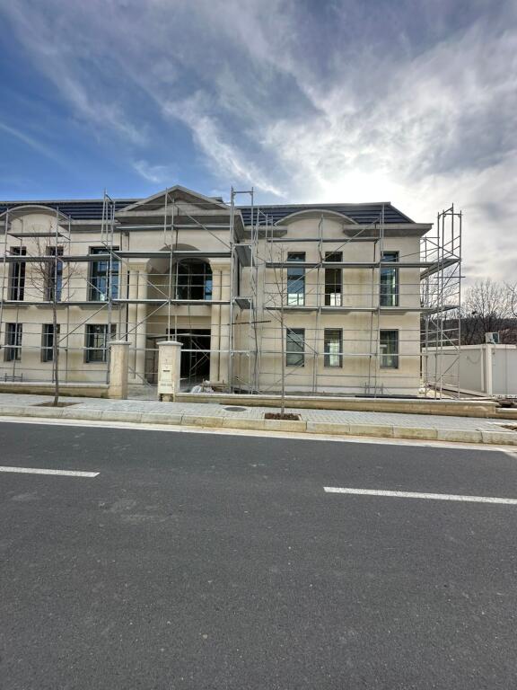 🏡 Unique villa for sale at Colina Verde, Teg