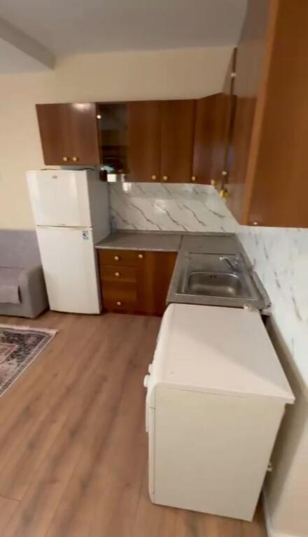 VENDESI APPARTAMENTO 1+1 ALLIAS 8.200.000 LEKE