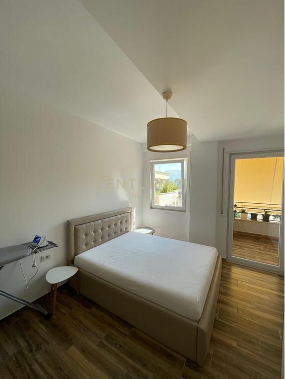 Apartament 2+1+Post Parkimi per shitje tek Kodra e Diellit