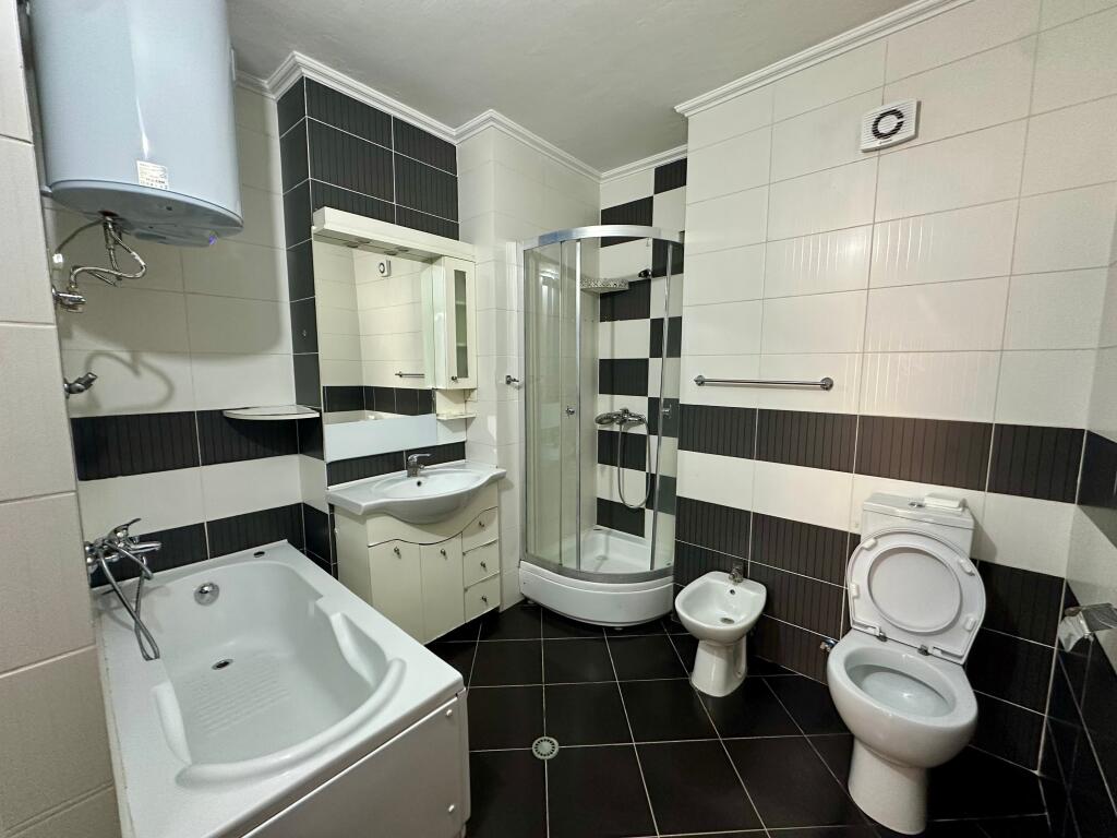 Apartament 2+1 me Qera Astir