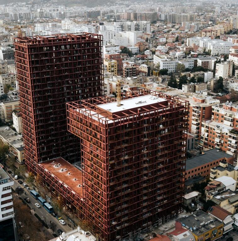 🌆 Jepet me Qira — Zyre/Studio Profesionale në Garden Building, Tirane