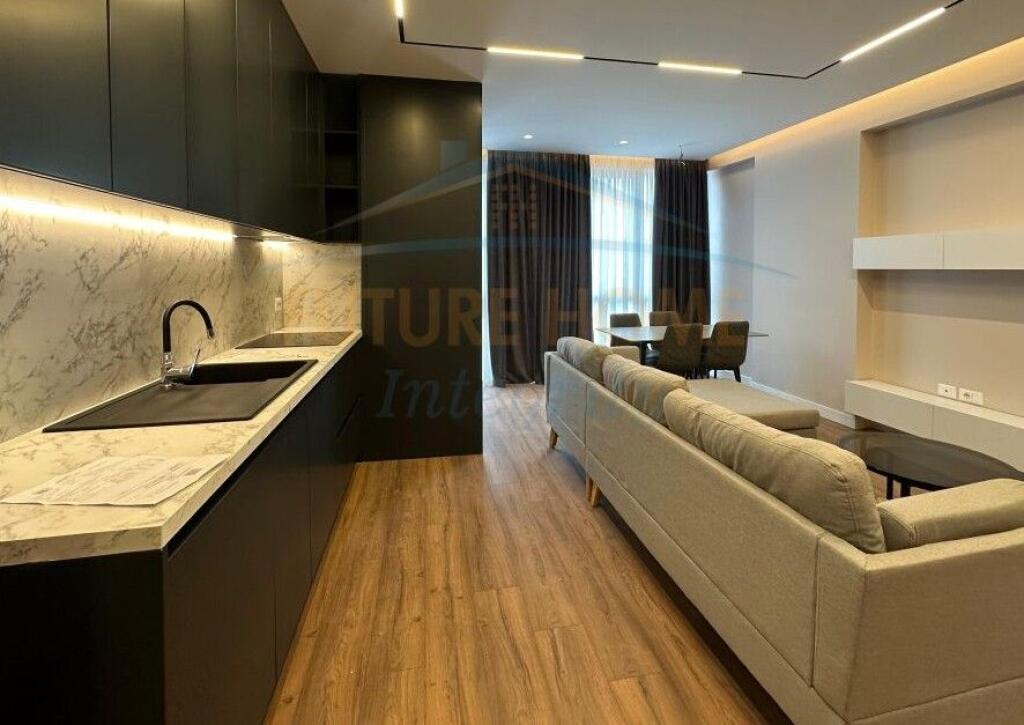 Qera, Apartament 3+1+2+Post Parkimi, Ish Tregu Elektrik, Tiranë.